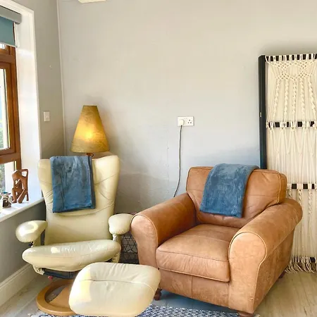 Apartment The Conifers With Private Garden *